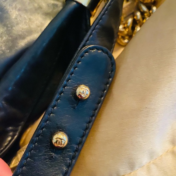 Chanel Rodeo Drive Hobo - Picture 12 of 12